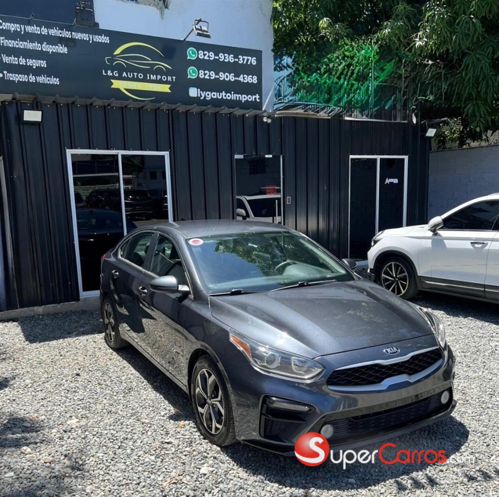 2021 Kia Forte LXS — foto 2 / 10