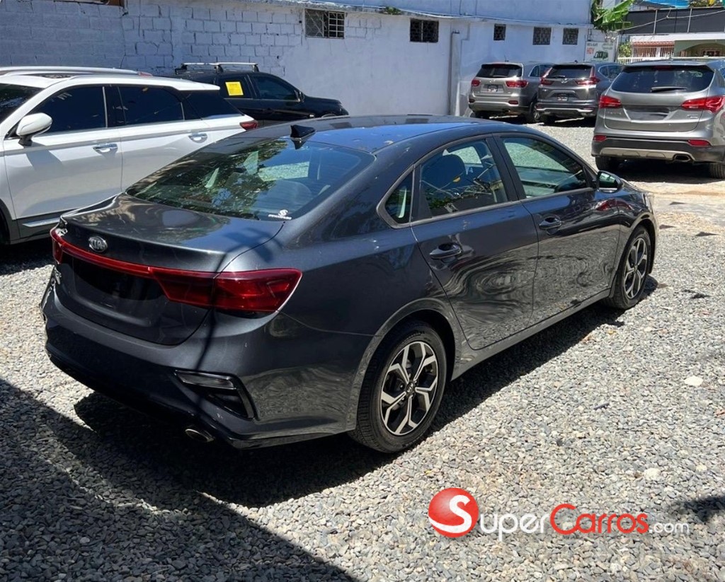 2021 Kia Forte LXS — foto 3 / 10
