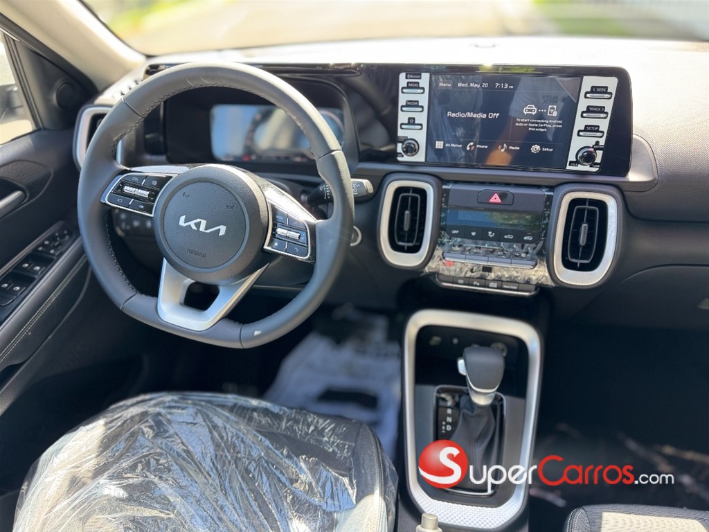 2027 Kia Sonet FULL — foto 9 / 10