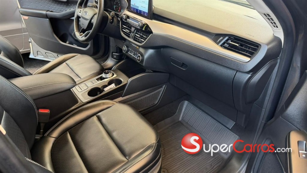 2020 Ford Escape SEL Ecoboost — foto 10 / 11
