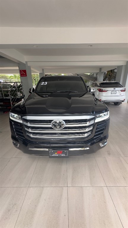 2023 Toyota Land Cruiser VXR
