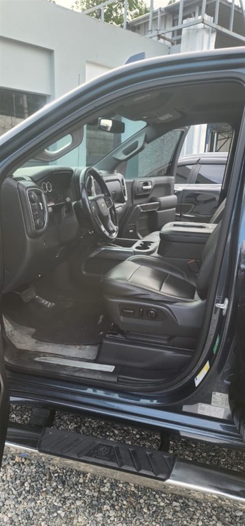2020 Chevrolet Silverado 1500 LTZ Duramax — foto 10 / 12
