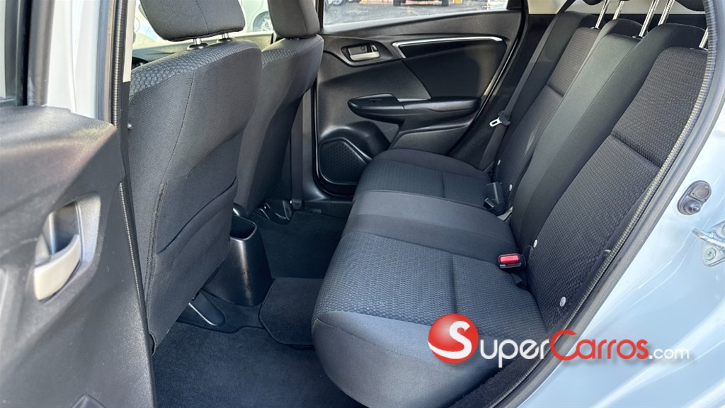 2020 Honda Fit — foto 7 / 12