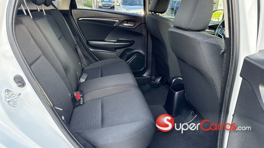 2020 Honda Fit — foto 8 / 12