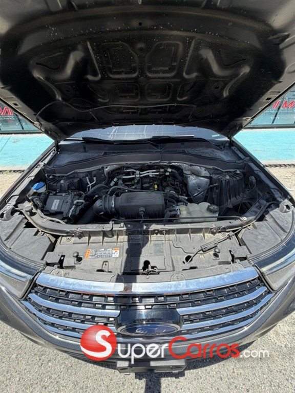 2020 Ford Explorer XLT — foto 2 / 12