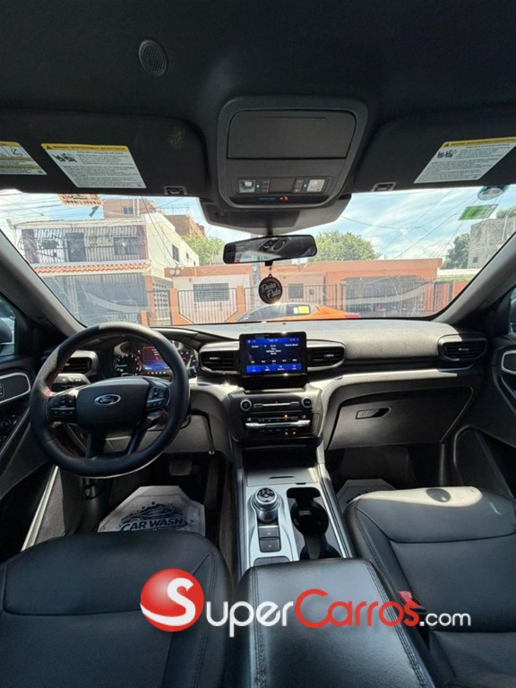 2020 Ford Explorer XLT — foto 5 / 12