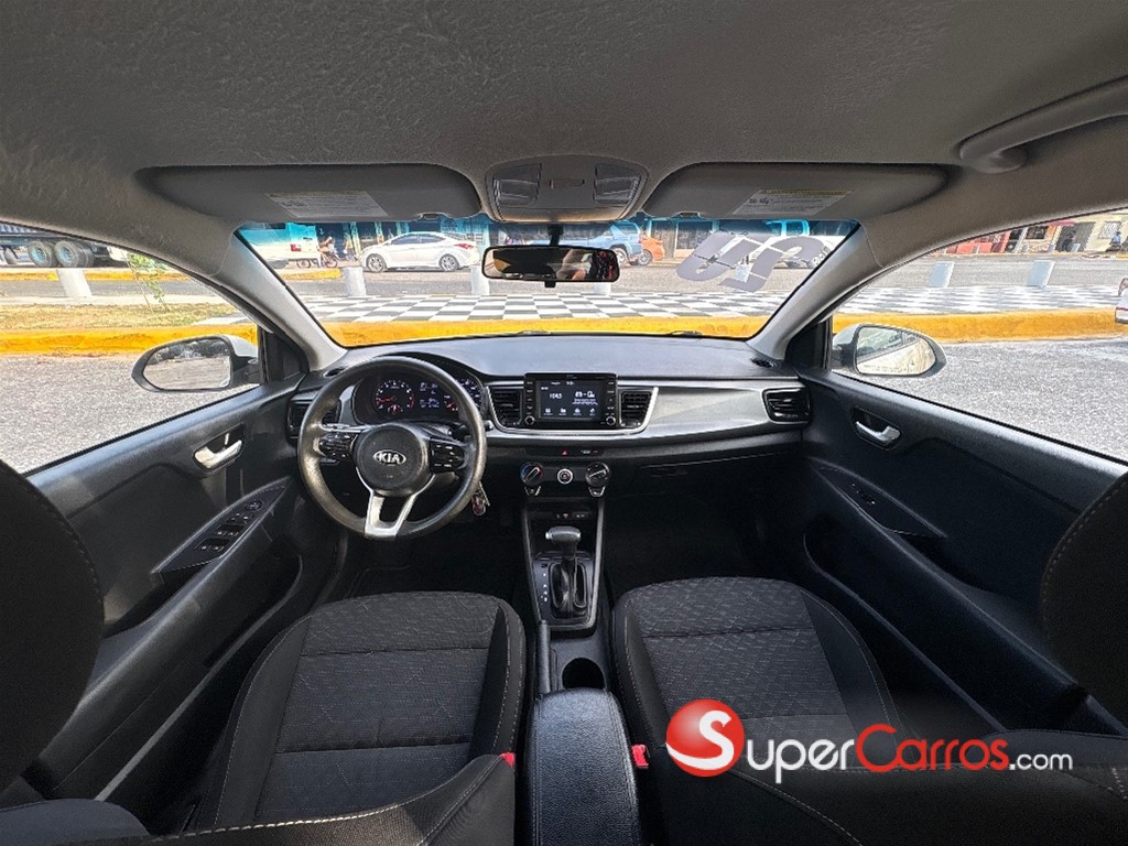 2020 Kia Rio S — foto 4 / 9