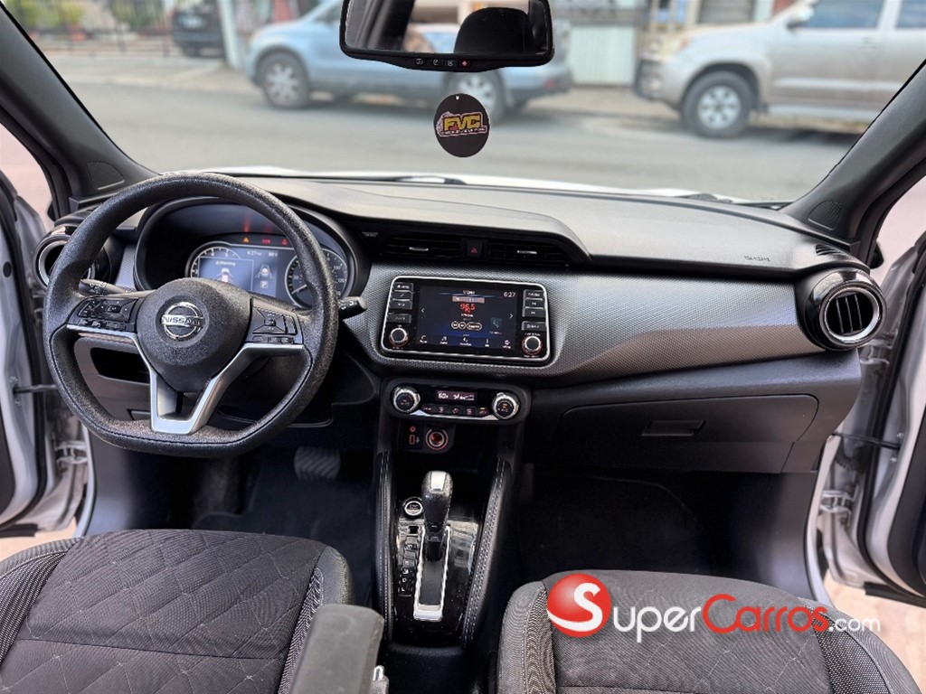 2020 Nissan Kicks SV — foto 7 / 12