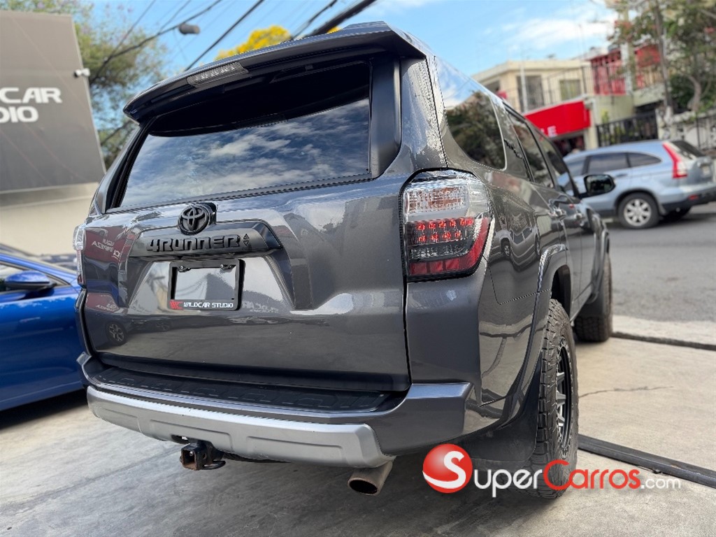 2021 Toyota 4 Runner TRD Off-Road Premium — foto 6 / 12