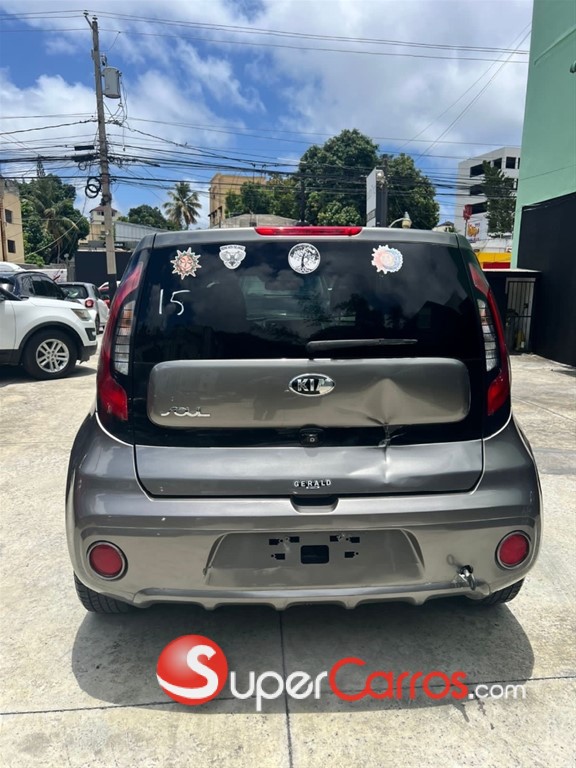 2019 Kia Soul LX — foto 5 / 10