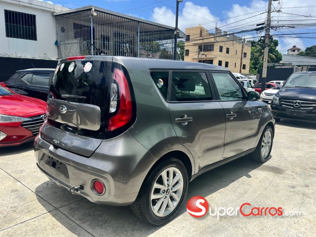 2019 Kia Soul LX — foto 6 / 10