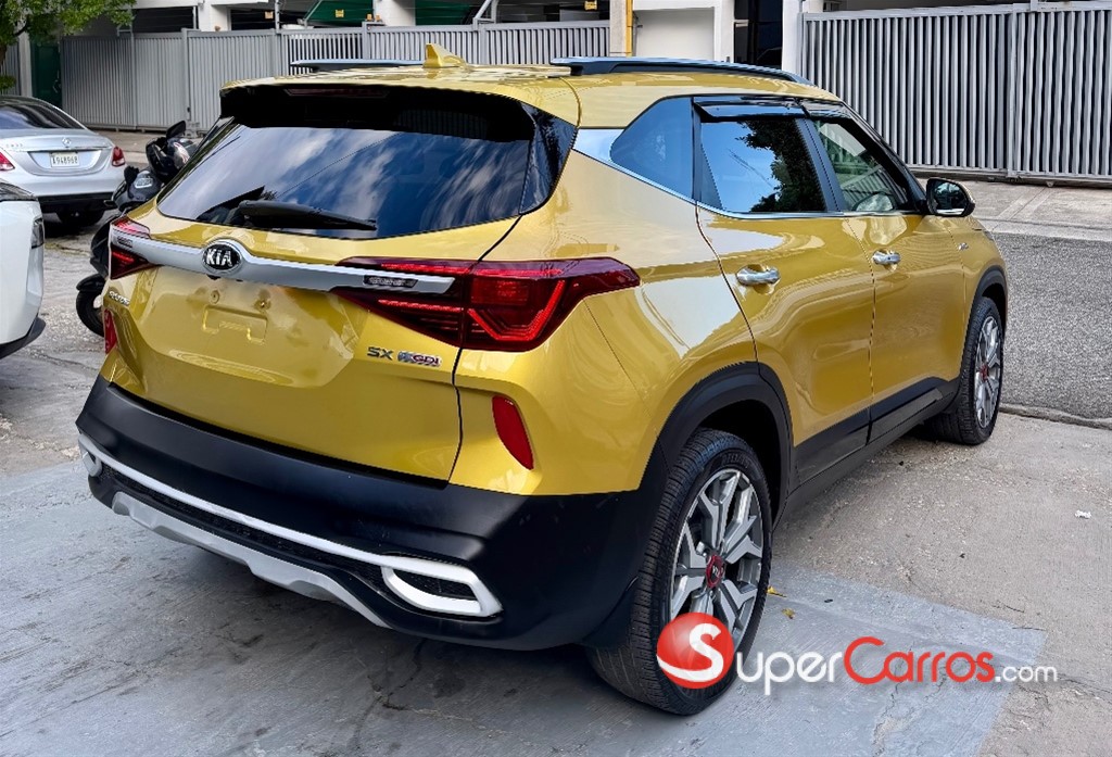 2021 Kia Seltos SX-T — foto 8 / 12