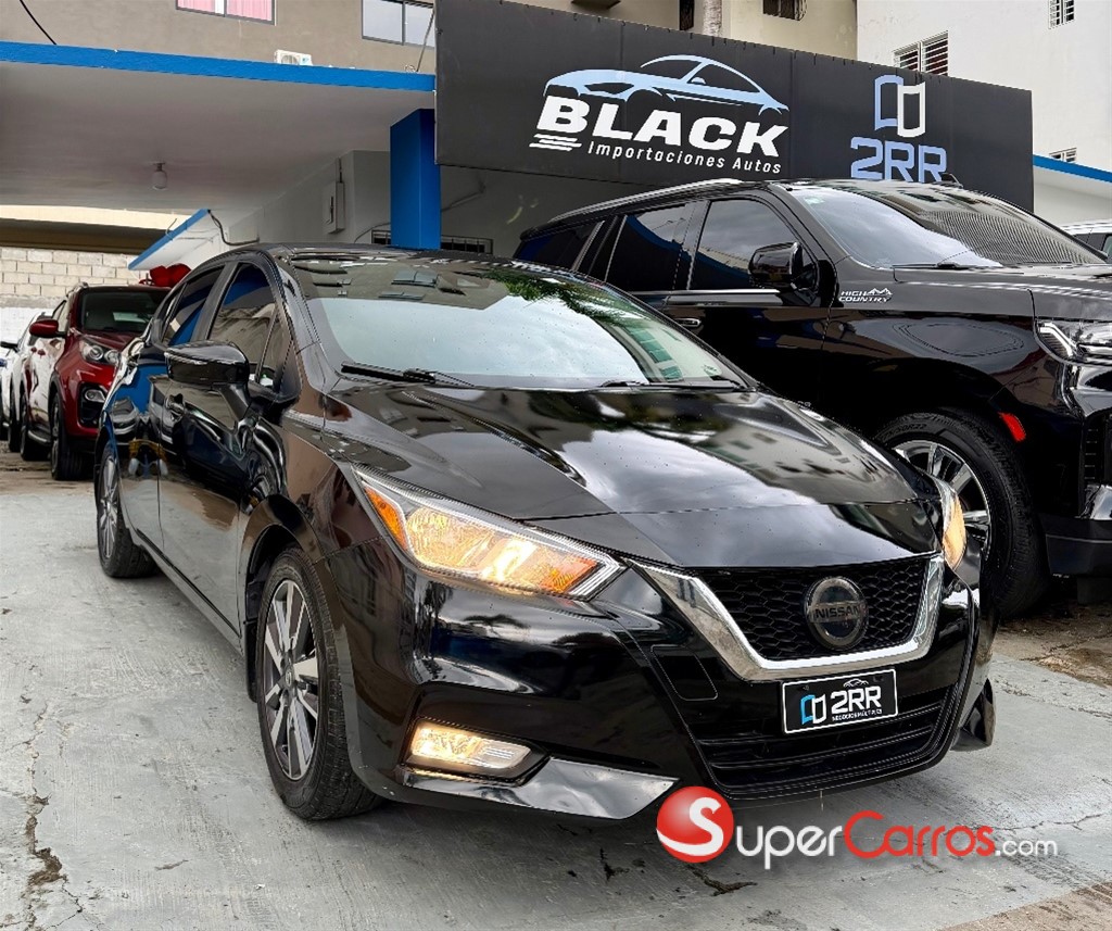 2020 Nissan Versa SV — foto 2 / 12