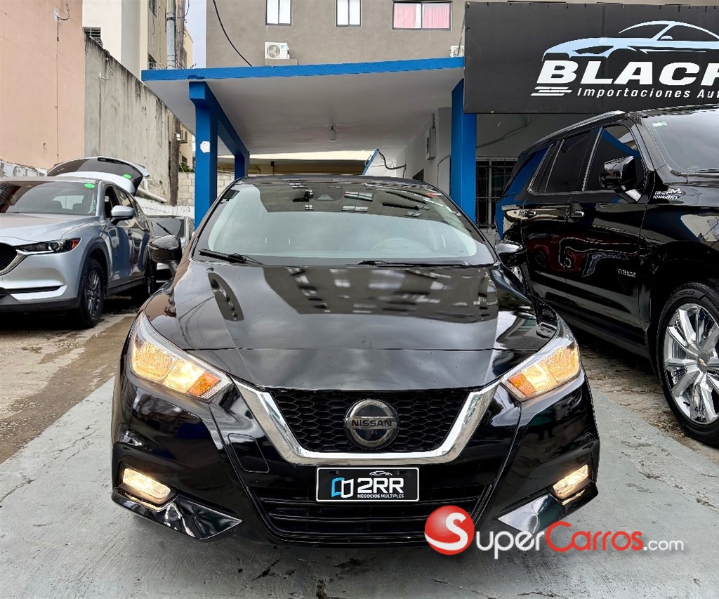 2020 Nissan Versa SV — foto 3 / 12