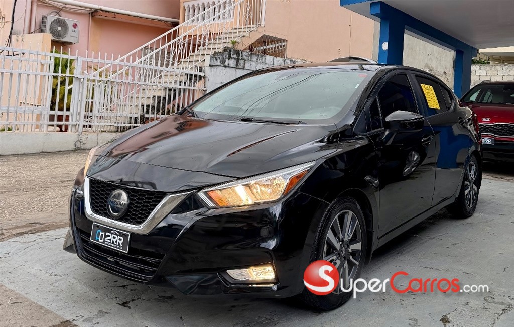 2020 Nissan Versa SV — foto 6 / 12
