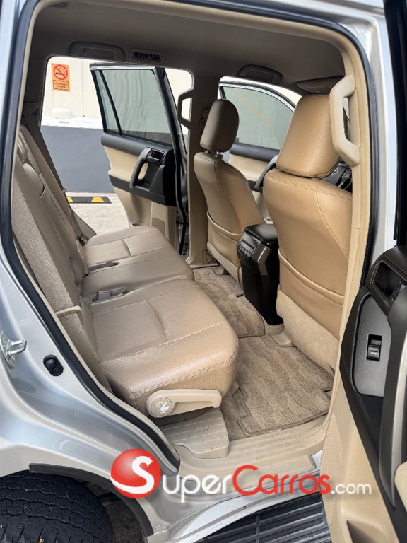 2012 Toyota Land Cruiser Prado TXL — foto 10 / 12