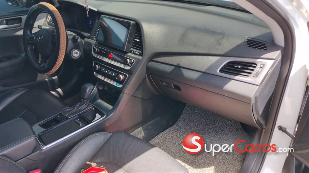 2018 Hyundai Sonata LF — foto 4 / 8