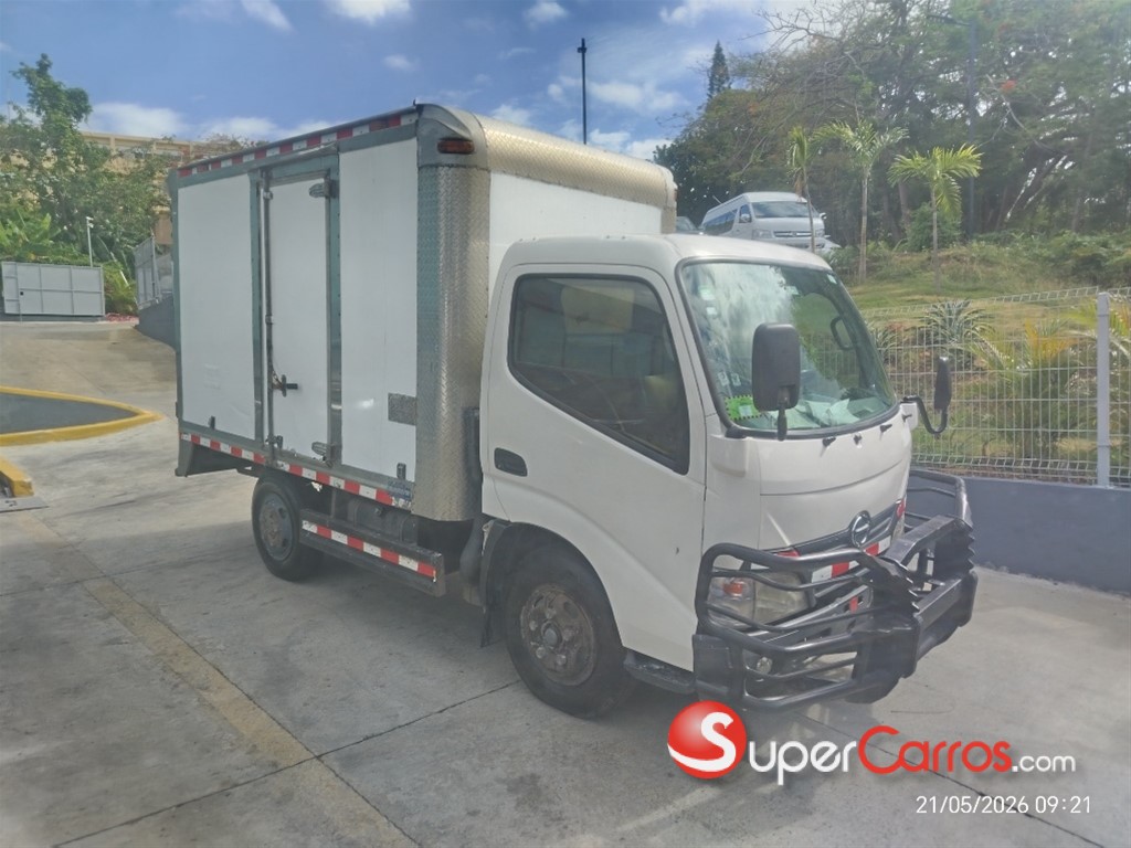 2014 Hino 300 — foto 2 / 8