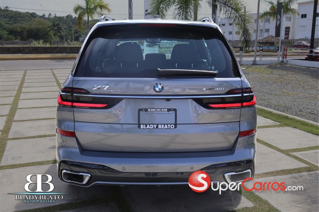 2026 BMW X 7 xDrive 40i Mpackage — foto 6 / 11