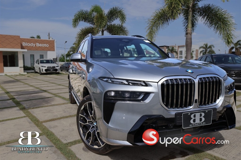 2026 BMW X 7 xDrive 40i Mpackage — foto 8 / 11