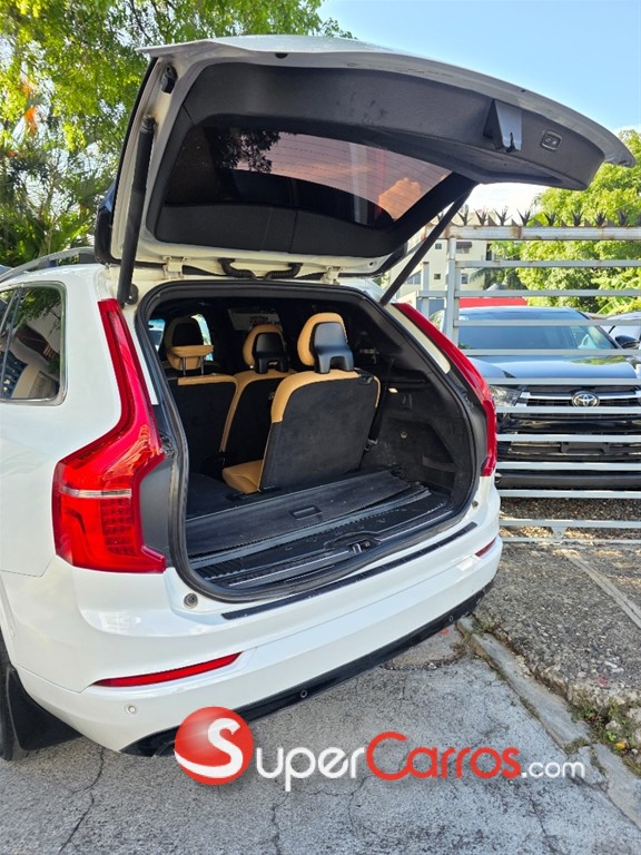 2016 Volvo XC90 Inscription T6 — foto 7 / 9
