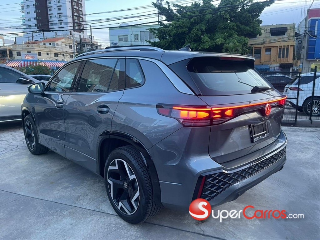 2026 Volkswagen Tiguan R Design — foto 4 / 11