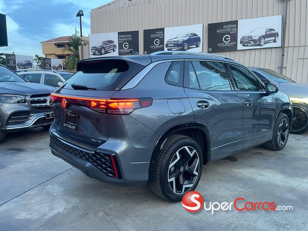 2026 Volkswagen Tiguan R Design — foto 5 / 11