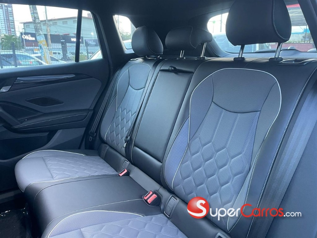 2026 Volkswagen Tiguan R Design — foto 11 / 11
