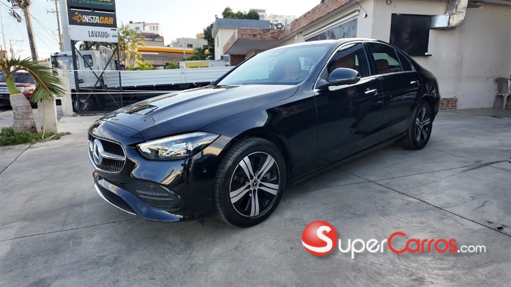 2024 Mercedes-Benz Clase C 300 — foto 3 / 12