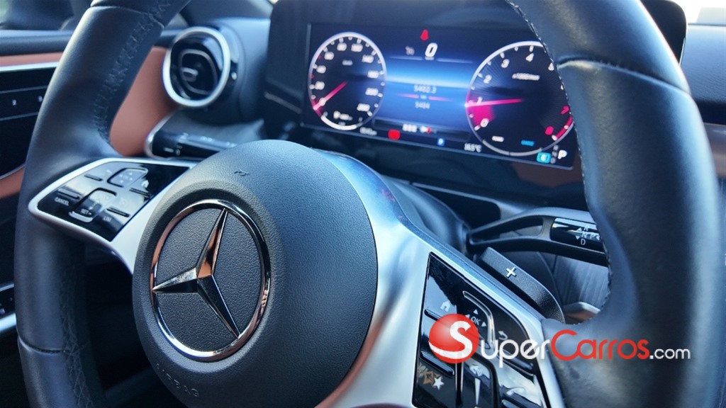 2024 Mercedes-Benz Clase C 300 — foto 11 / 12