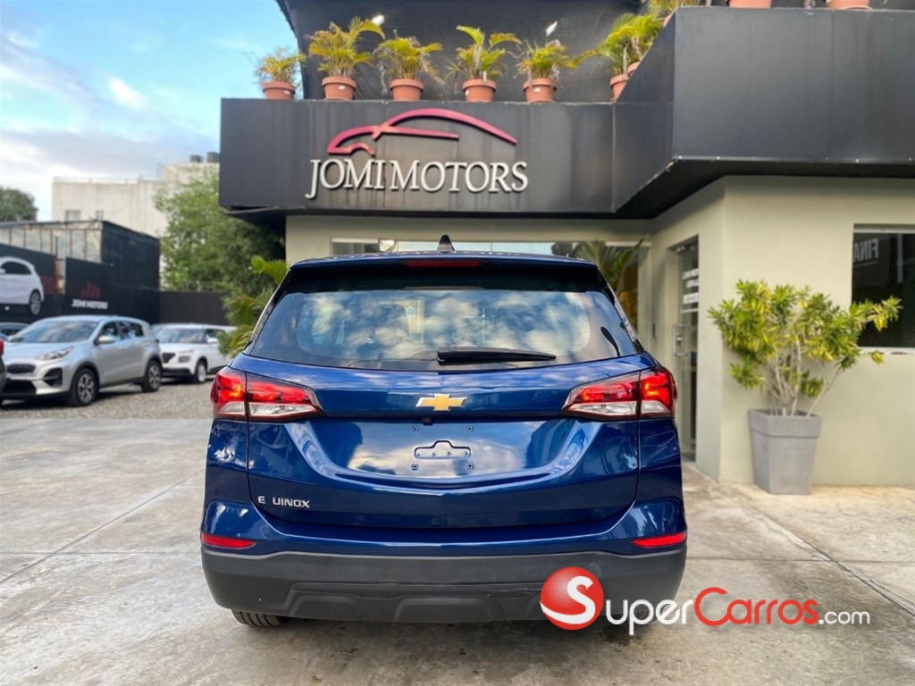 2022 Chevrolet Equinox LS — foto 5 / 9