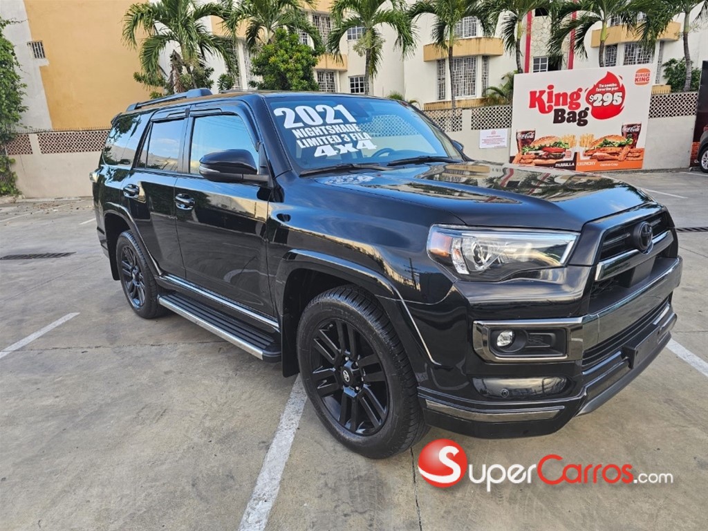 2021 Toyota 4 Runner Limited Nightshade — foto 6 / 12