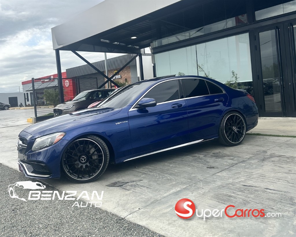 2018 Mercedes-Benz Clase C 300 4 Matic — foto 2 / 9
