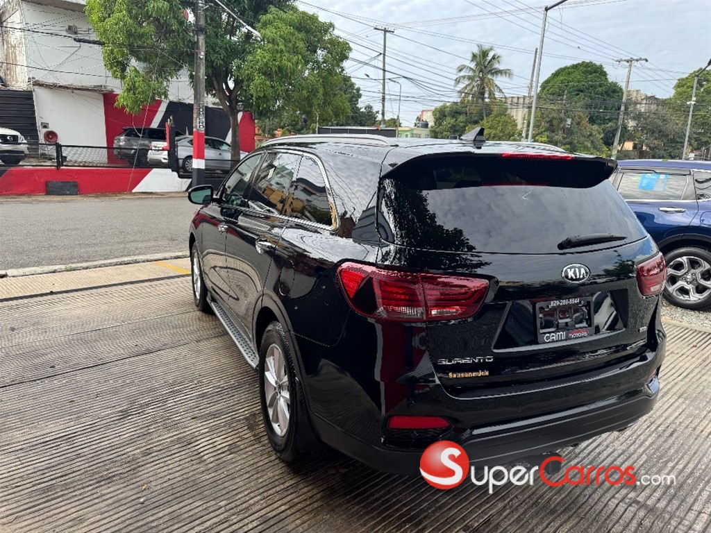 2019 Kia Sorento LX — foto 4 / 11