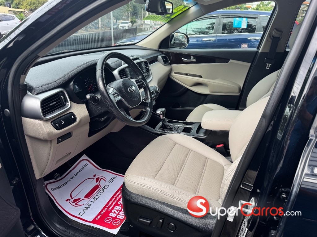 2019 Kia Sorento LX — foto 7 / 11