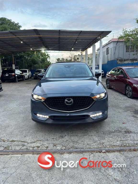 2021 Mazda CX-5 Carbon Edition — foto 2 / 10