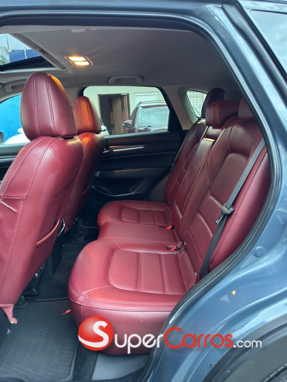 2021 Mazda CX-5 Carbon Edition — foto 7 / 10