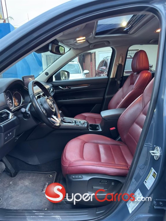 2021 Mazda CX-5 Carbon Edition — foto 9 / 10
