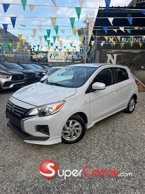 2021 Mitsubishi Motors Mirage Black Edition — foto 2 / 10
