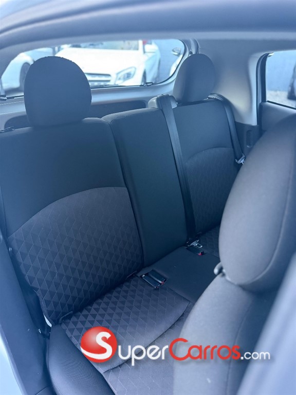 2021 Mitsubishi Motors Mirage Black Edition — foto 6 / 10