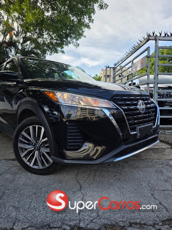 2023 Nissan Kicks SV — foto 2 / 8