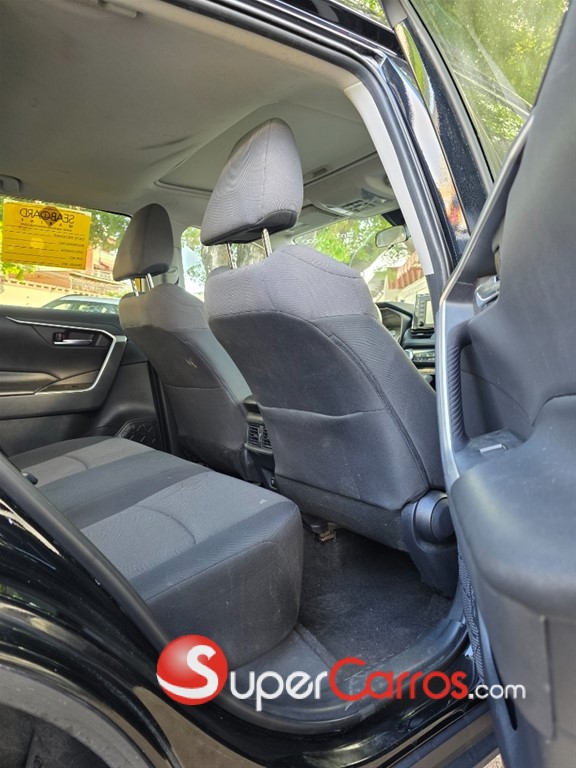 2019 Toyota RAV4 XLE PLUS — foto 6 / 8