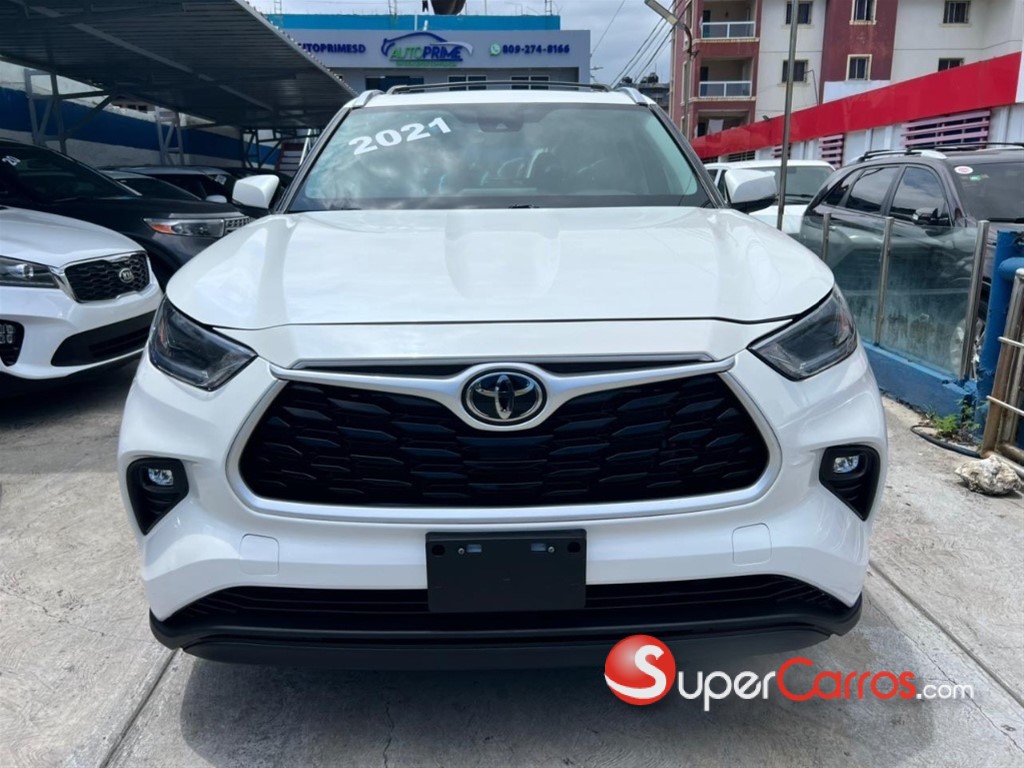 2021 Toyota Highlander XLE — foto 9 / 12