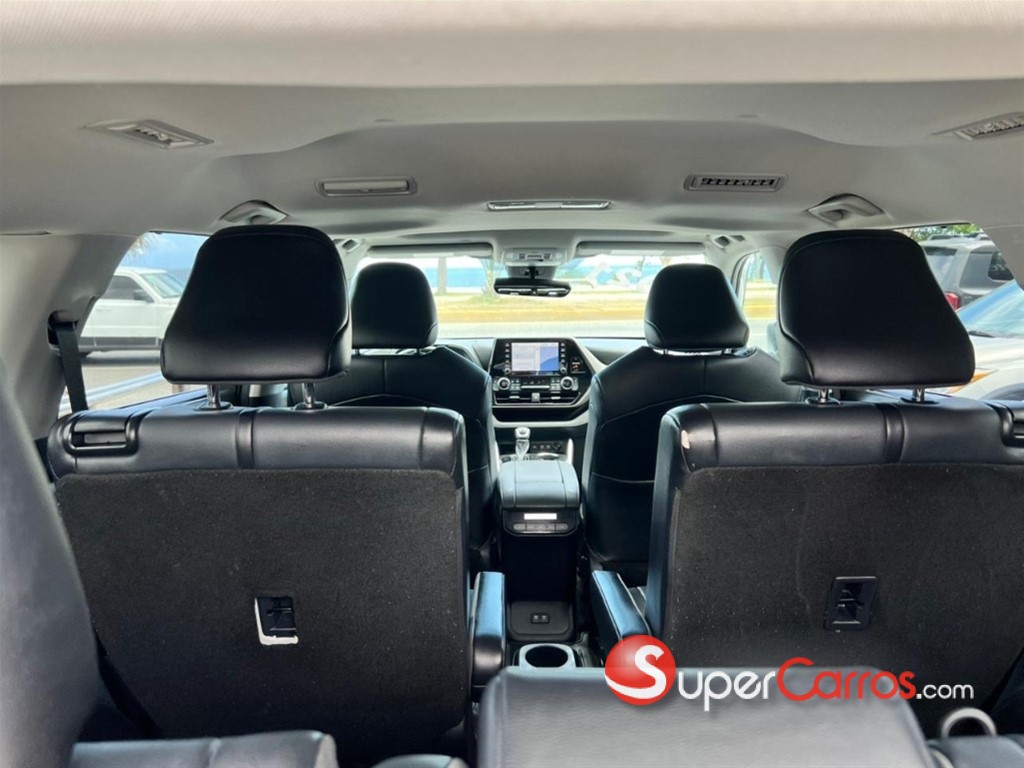 2021 Toyota Highlander XLE — foto 11 / 12