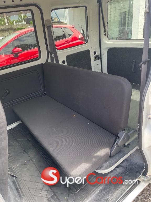 2020 Daihatsu Hijet — foto 8 / 12