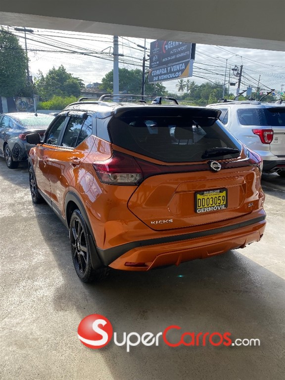 2021 Nissan Kicks SR — foto 7 / 12