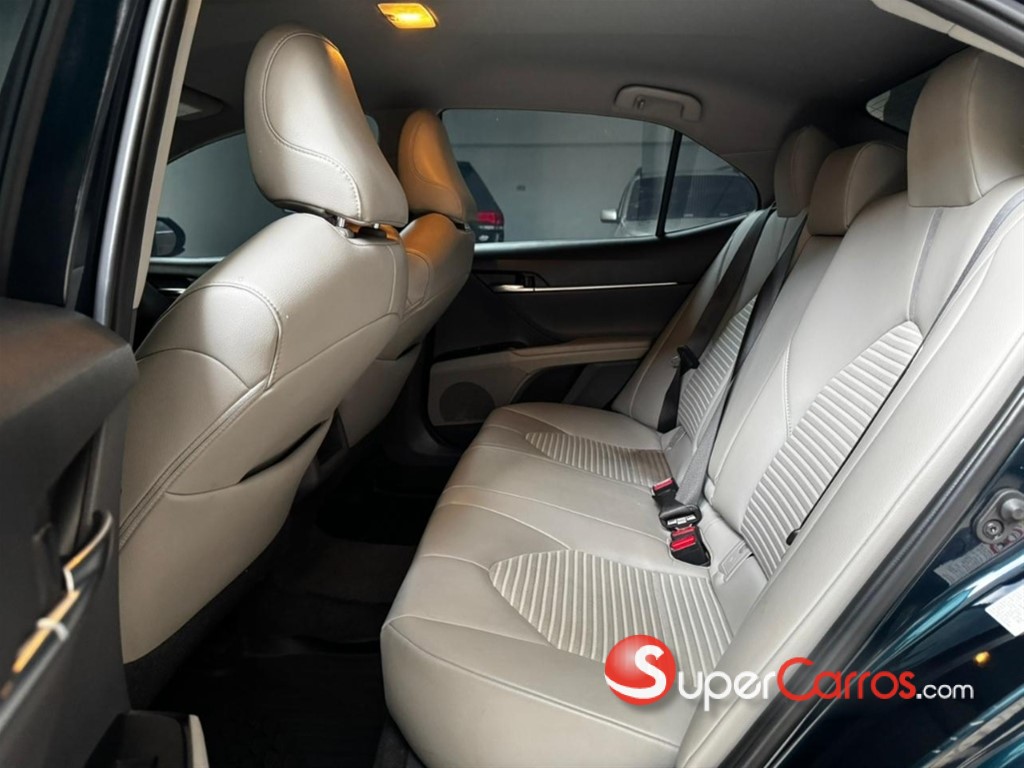 2019 Toyota Camry SE — foto 3 / 11