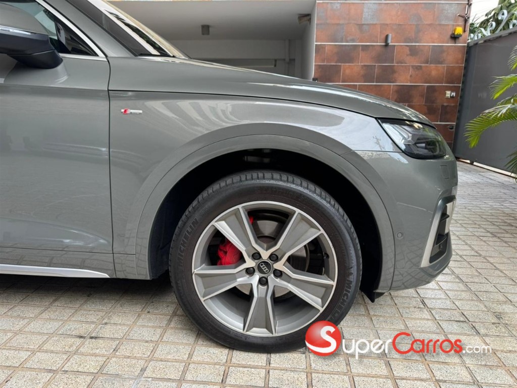 2023 Audi Q5 40 TDI S-Line SUV — foto 2 / 11