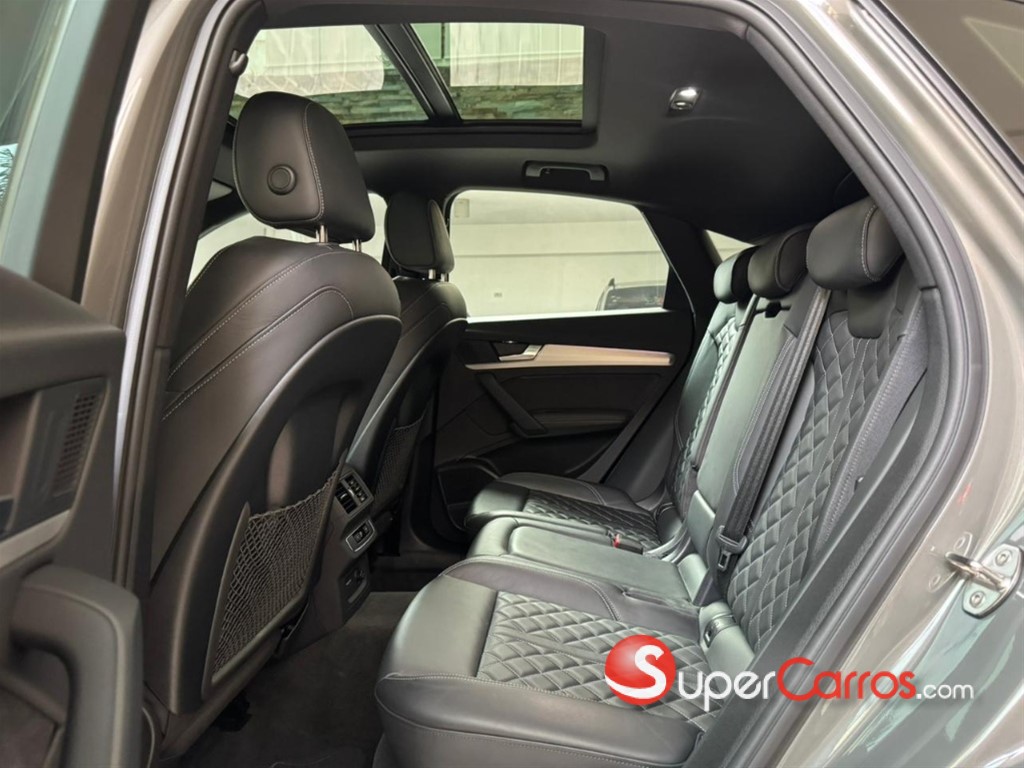 2023 Audi Q5 40 TDI S-Line SUV — foto 7 / 11