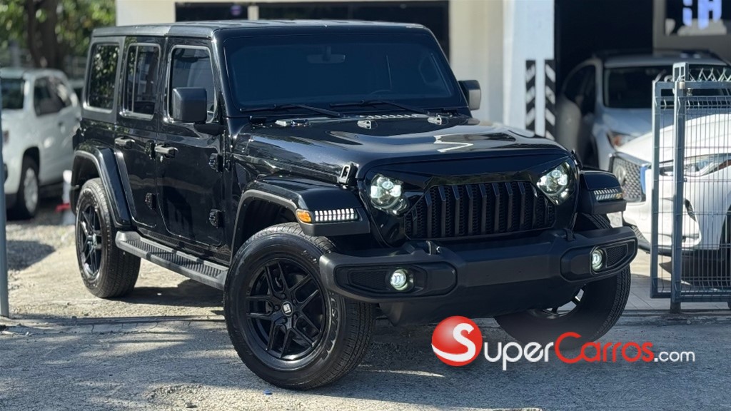 2023 Jeep Wrangler Sahara — foto 2 / 11